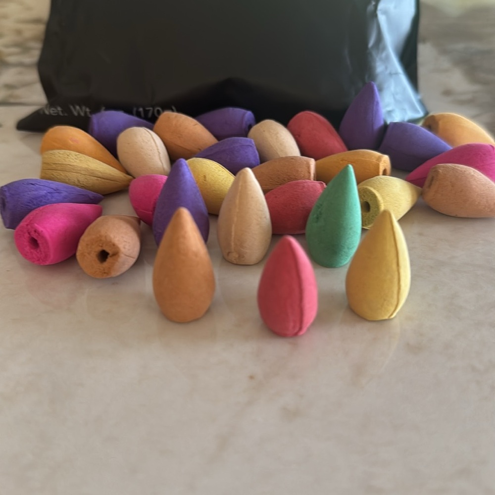 Colorful Inscents - Picture 7 of 7